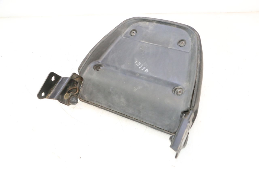photo de REAR SEAT KYMCO AGILITY 4T 10" 50 (2005 - 2018) - Fixing points details