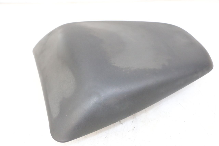 photo de REAR SEAT HONDA CBF 500 (2004 - 2007) - Markings and original references
