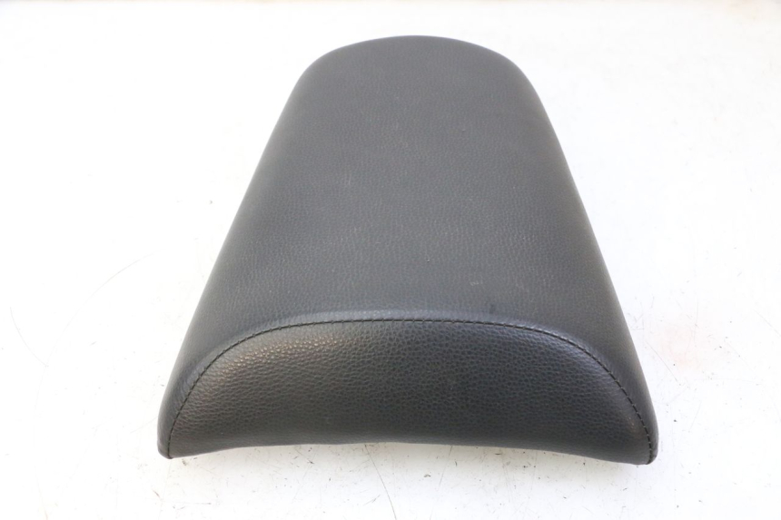 photo de REAR SEAT HONDA CBF 125 (2009 - 2015) - Markings and original references
