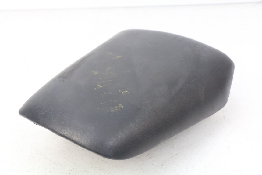 photo de REAR SEAT HONDA CBR R 125 (2003 - 2006) - Technical close-up