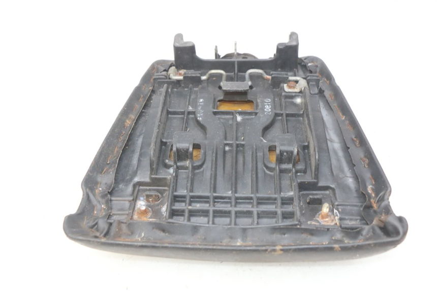 photo de REAR SEAT HONDA CBR RR FIREBLADE 900 (1992 - 1994) - Markings and original references