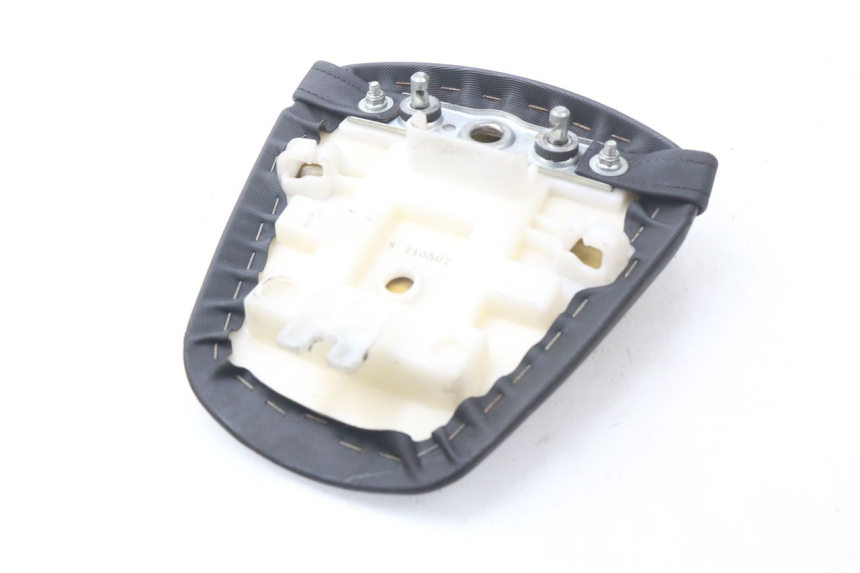 photo de REAR SEAT SUZUKI GSX-R GSXR 750 (2011 - 2016) - Technical close-up