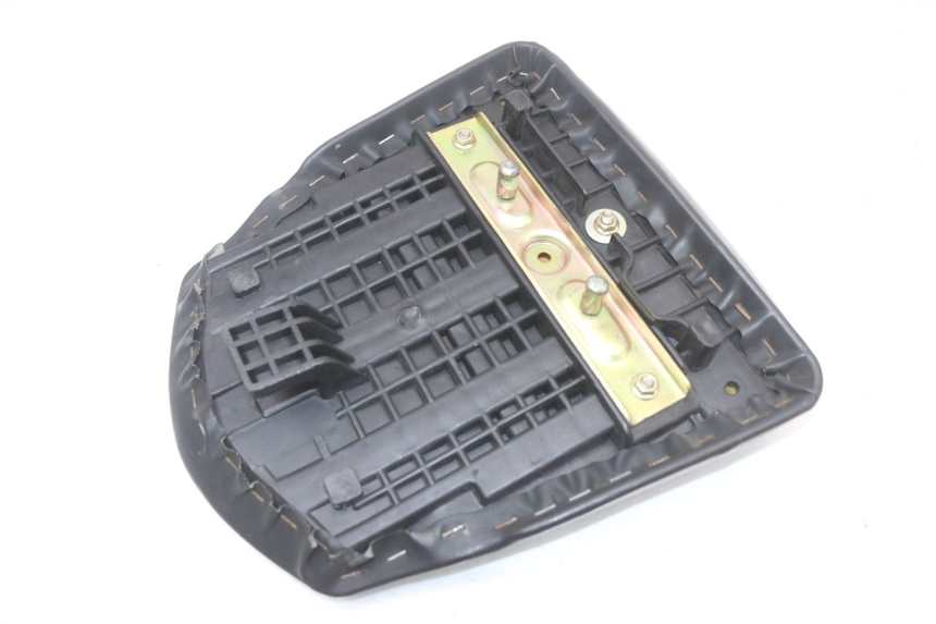 photo de REAR SEAT HYOSUNG GTR 125 (2006 - 2008) - Product overview