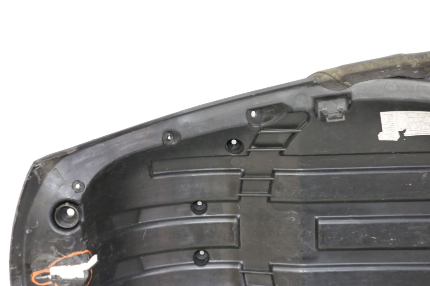 photo de REAR SEAT PEUGEOT SATELIS 125 (2013 - 2018) - Checked used part