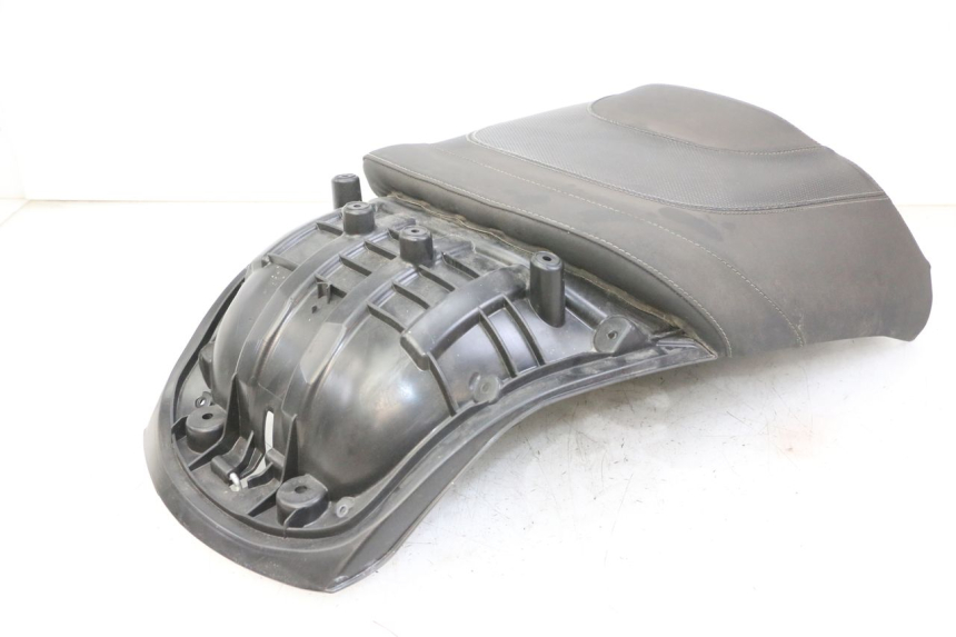 photo de REAR SEAT PEUGEOT SATELIS 125 (2013 - 2018) - Component zoom