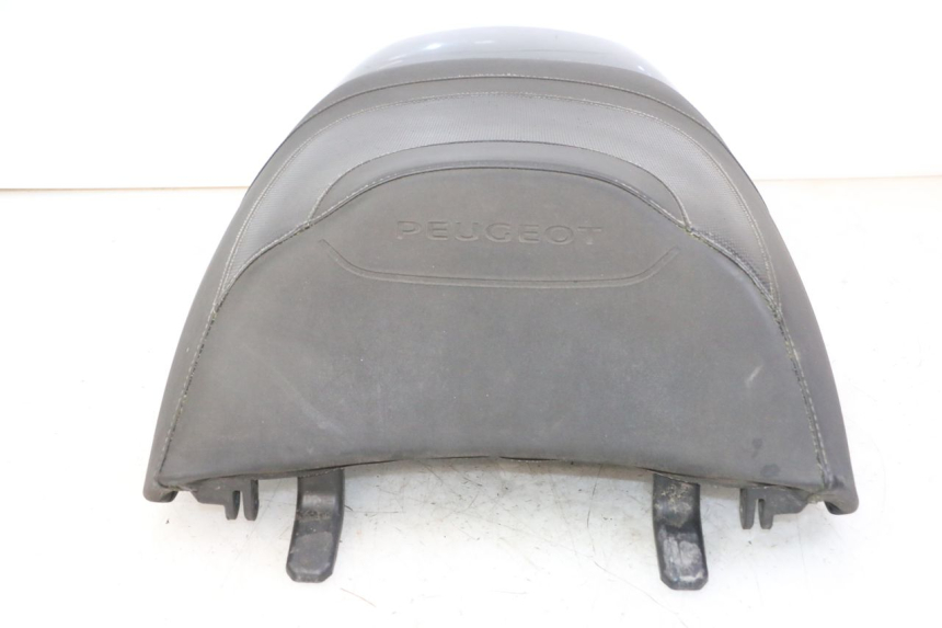 photo de REAR SEAT PEUGEOT SATELIS 125 (2013 - 2018) - Product overview