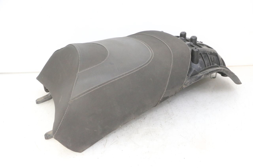 photo de REAR SEAT PEUGEOT SATELIS 125 (2013 - 2018) - Markings and original references