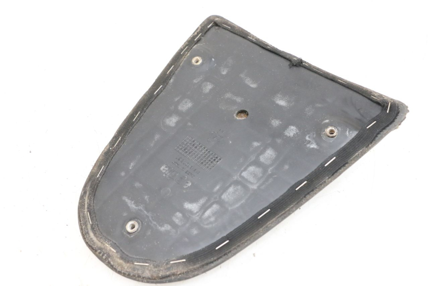 photo de REAR SEAT APRILIA SR CARB LC 2T 50 (2004 - 2012) - Alternative perspective