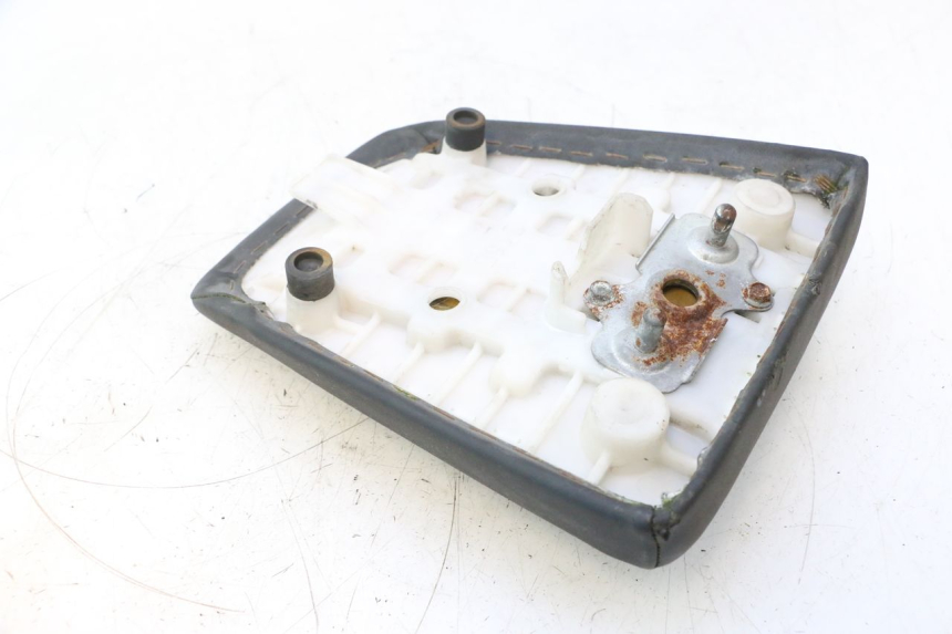photo de REAR SEAT SUZUKI SV S 650 (2003 - 2009) - Component detail