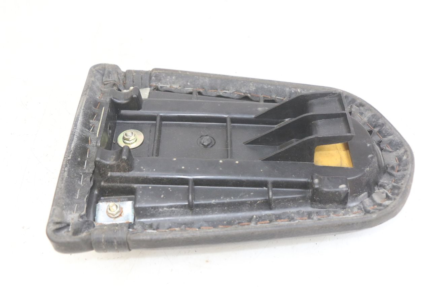 photo de REAR SEAT DAELIM VJ ROADWIN FI 125 (2008 - 2017) - Alternative perspective