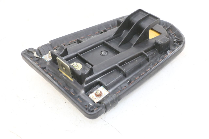 photo de REAR SEAT DAELIM VJ ROADWIN FI 125 (2008 - 2017) - Zoom on usage condition