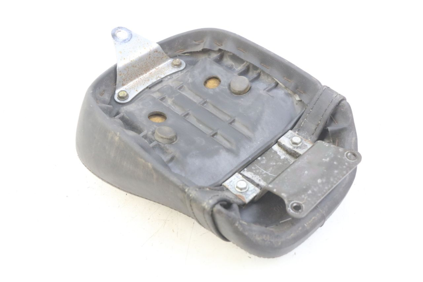 photo de REAR SEAT HONDA VT C SHADOW 125 (1999 - 2007) - Alternative perspective