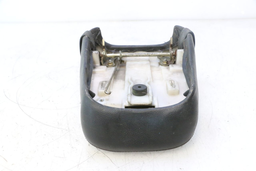 photo de REAR SEAT YAMAHA XV VIRAGO 535 (1988 - 2004) - Additional view of the item