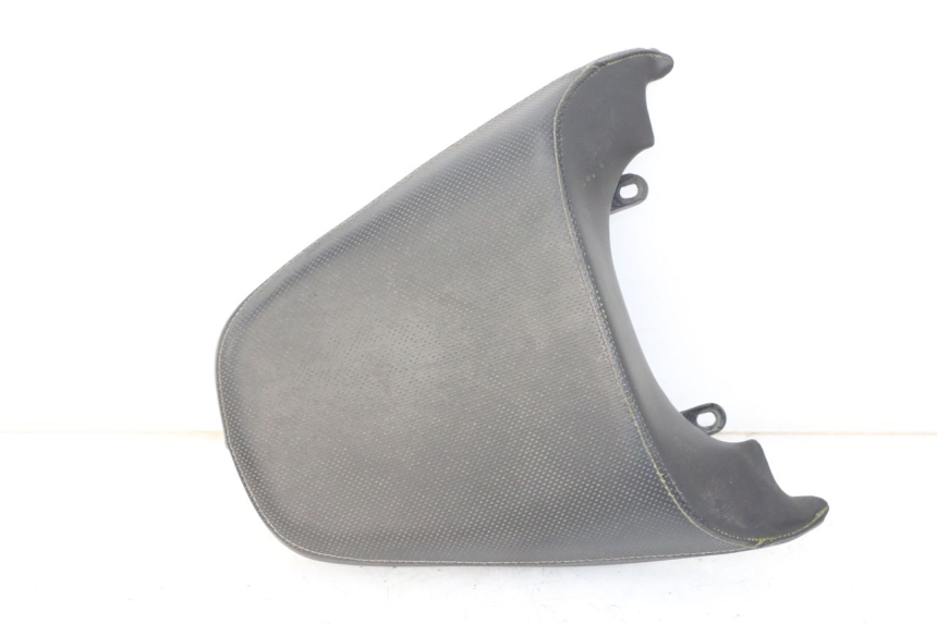 photo de REAR SEAT YAMAHA YP MAJESTY 125 (2007 - 2010) - Technical close-up