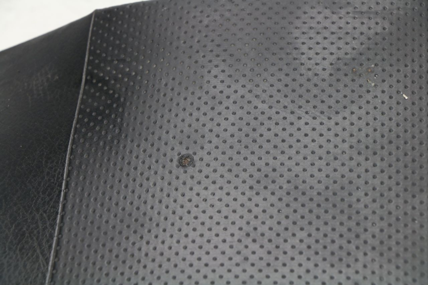 photo de REAR SEAT YAMAHA YP MAJESTY ABS 400 (2007 - 2009) - Alternative perspective