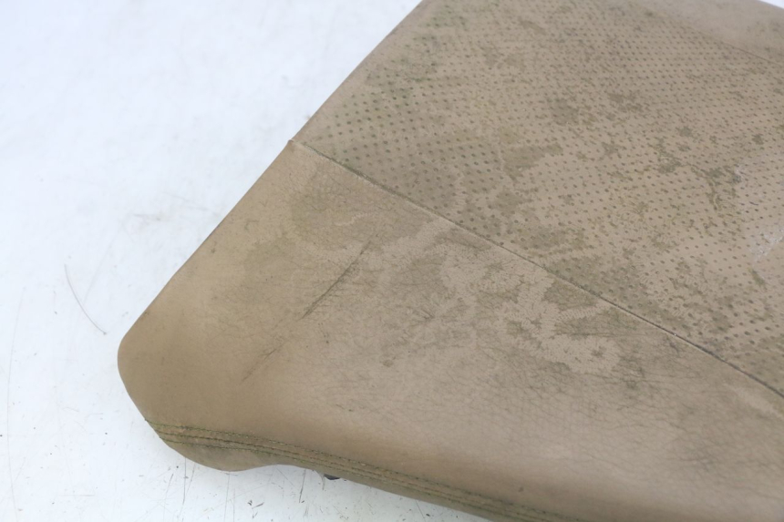 photo de REAR SEAT YAMAHA YP MAJESTY 400 (2004 - 2008) - Zoom on usage condition