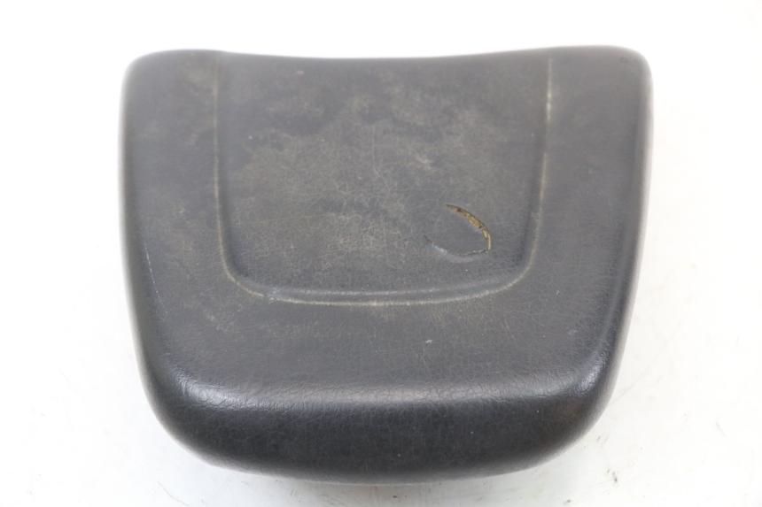 photo de REAR SEAT YAMAHA YP MAJESTY 125 (2002 - 2006) - Technical close-up