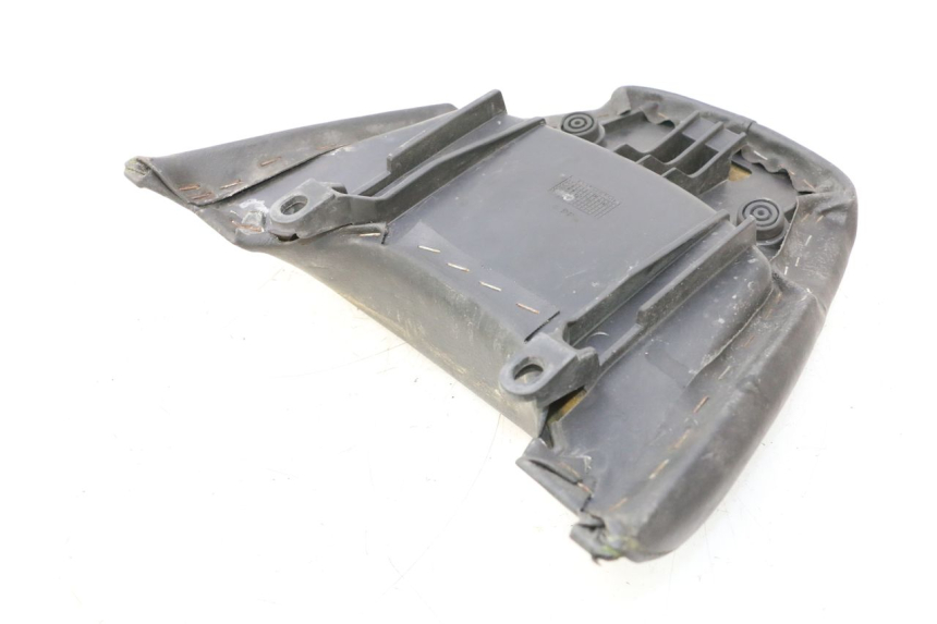 photo de REAR SEAT YAMAHA YP MAJESTY 125 (1998 - 2001) - Alternative perspective