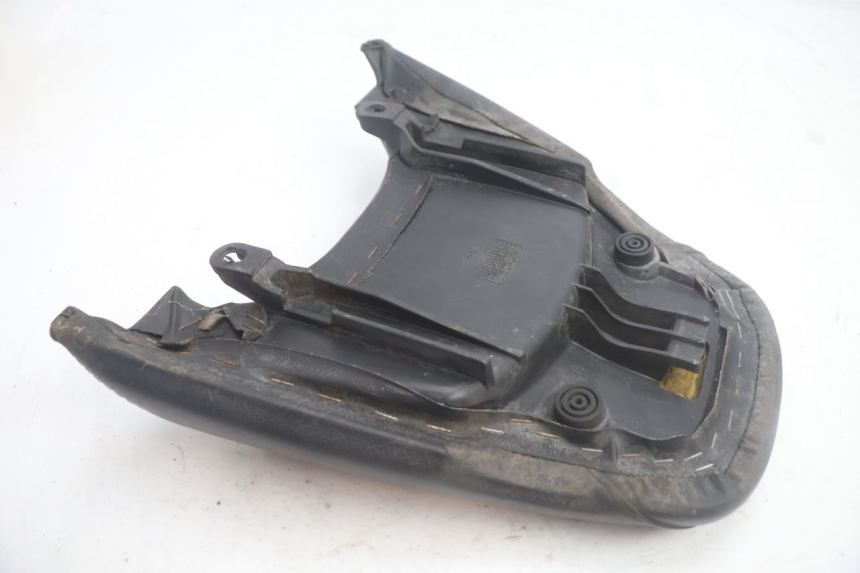 photo de REAR SEAT YAMAHA YP MAJESTY 125 (2002 - 2006) - Product overview