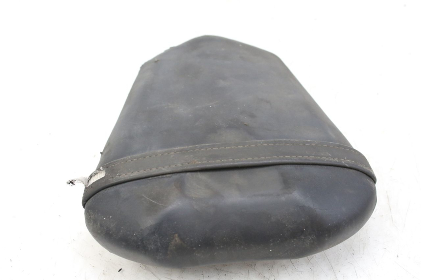 photo de REAR SEAT YAMAHA YZF R1 1000 (2007 - 2008) - Fixing points details