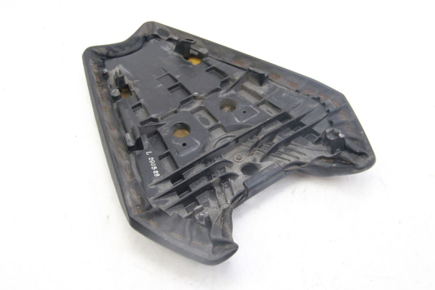 photo de REAR SEAT KAWASAKI Z ABS 1000 (2014 - 2020) - Technical close-up