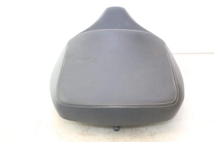 photo de SEAT APRILIA ATLANTIC S 125 (2010 - 2013) - Fixing points details