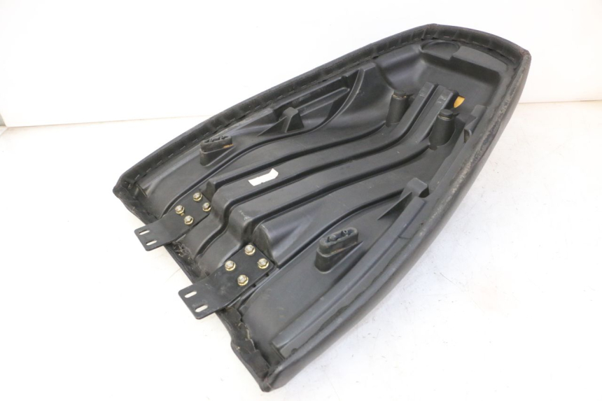 photo de FRONT SEAT QUADRO 4 4D 350 (2015 - 2018) - Component detail