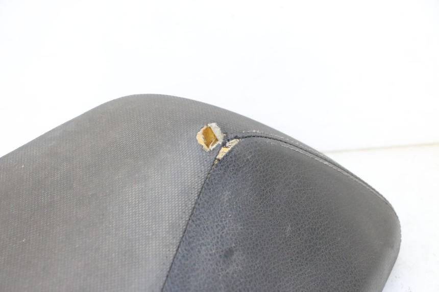 photo de FRONT SEAT QUADRO 4 4D 350 (2015 - 2018) - Distinctive features