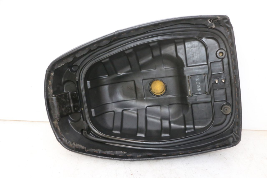 photo de FRONT SEAT KYMCO AGILITY 4T 50 (2005 - 2018) - Component detail