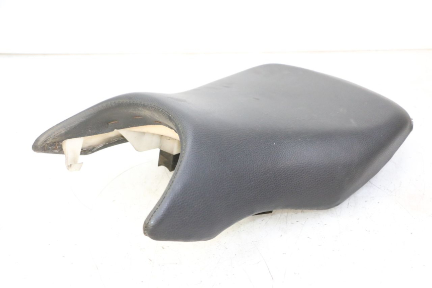 photo de FRONT SEAT HONDA CBF 125 (2009 - 2015) - Component zoom