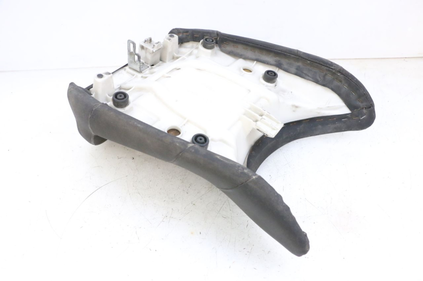 photo de FRONT SEAT YAMAHA FJR ABS 1300 (2006 - 2012) - Product overview