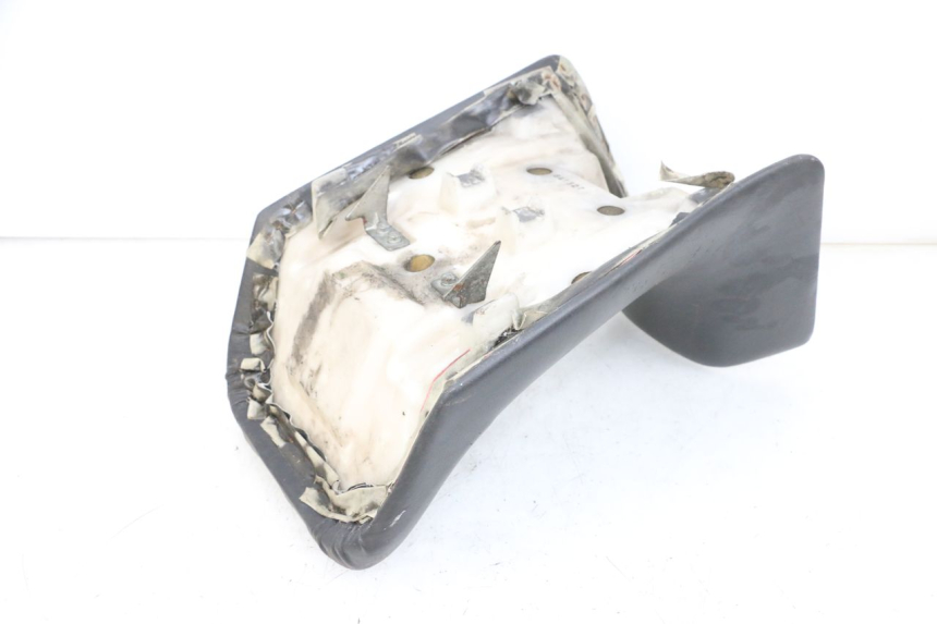 photo de FRONT SEAT KAWASAKI GPX R WARBIRD 600 (1988 - 1993) - Zoom on usage condition