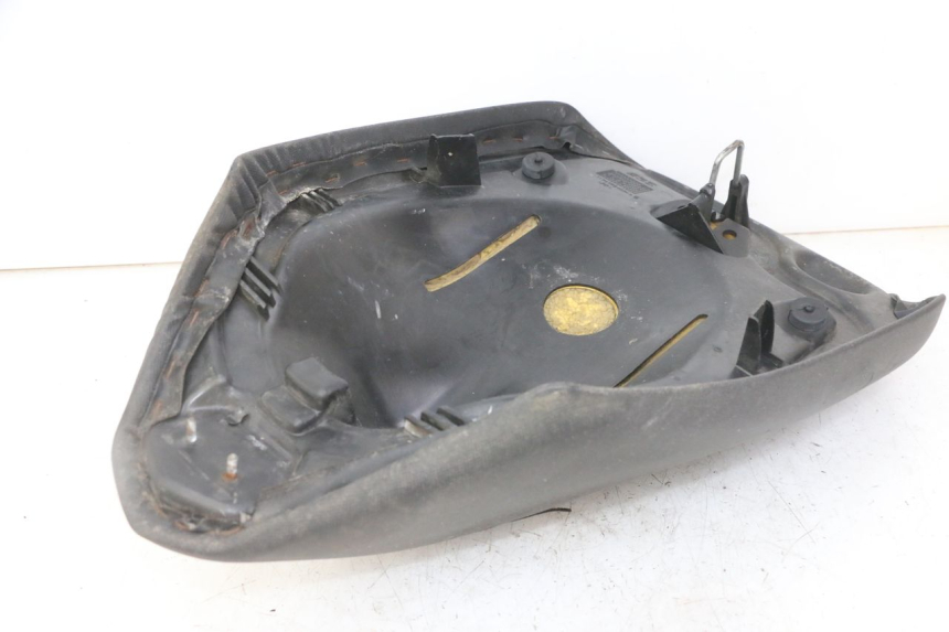 photo de FRONT SEAT PEUGEOT JET FORCE CARBU 50 (2003 - 2016) - Product overview