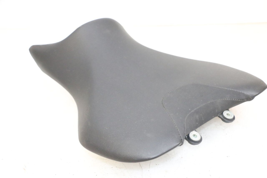 photo de FRONT SEAT YAMAHA MT-07 MT07 ABS 700 (2018 - 2020) - Additional view of the item