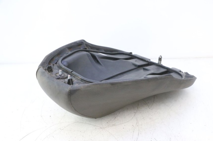 photo de FRONT SEAT MBK NITRO 50 (2004 - 2008) - Zoom on usage condition