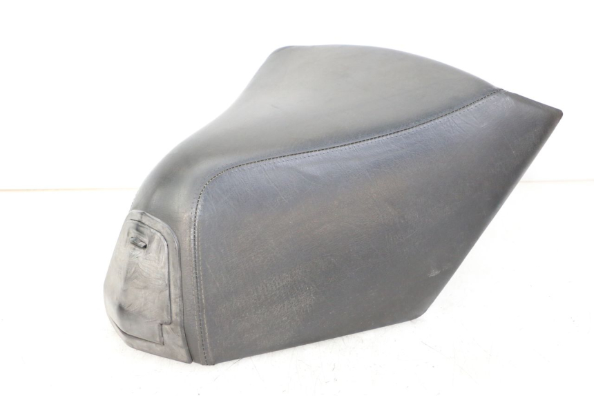 photo de FRONT SEAT PEUGEOT SATELIS COMPRESSOR K15 125 (2006 - 2009) - Checked used part