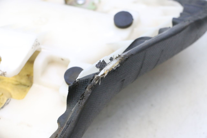 photo de FRONT SEAT YAMASAKI ROADSTER 50 (2013 - 2018) - Checked used part