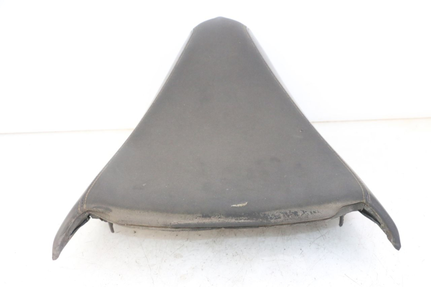 photo de FRONT SEAT PEUGEOT SATELIS COMPRESSOR K15 125 (2006 - 2009) - Checked used part