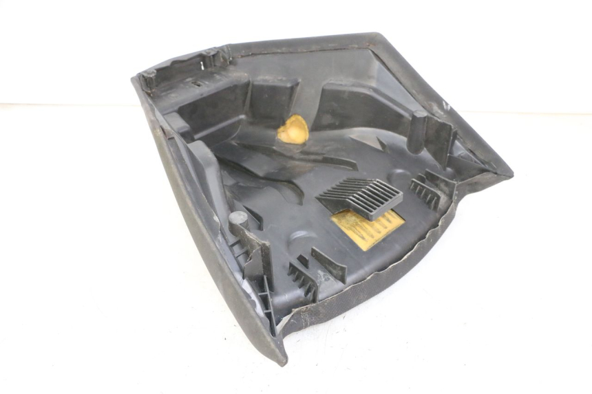 photo de FRONT SEAT PEUGEOT SATELIS 125 (2013 - 2018) - Technical close-up