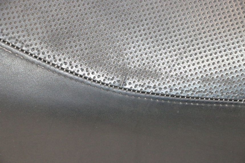 photo de FRONT SEAT PEUGEOT SATELIS 125 (2013 - 2018) - Distinctive features