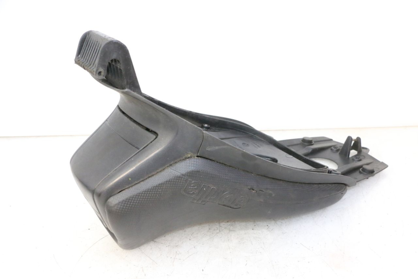 photo de FRONT SEAT APRILIA SR R 2T LC 50 (2018 - 2021) - Component detail