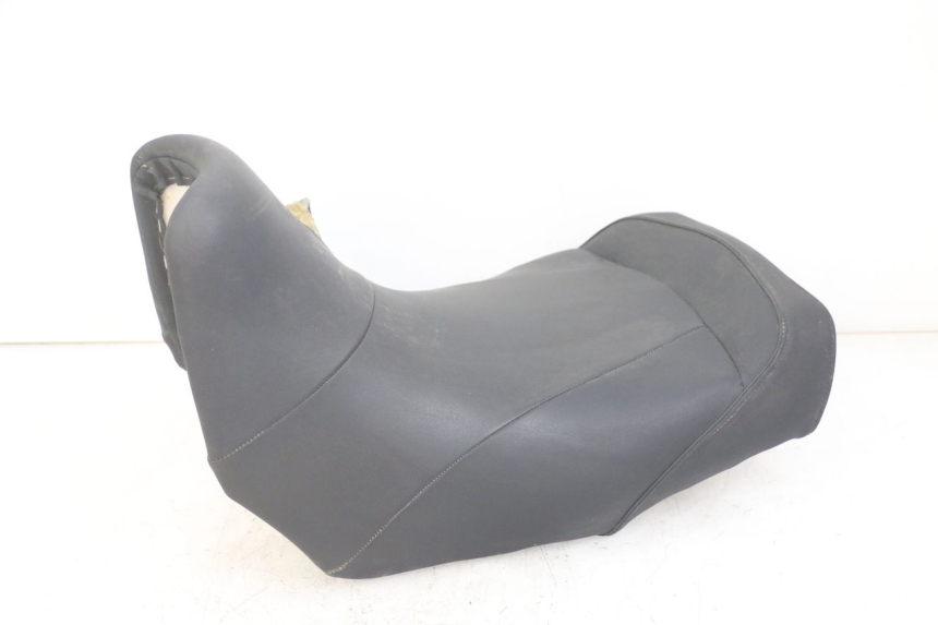 photo de FRONT SEAT YAMAHA TDM ABS 900 (2002 - 2014) - Fixing points details