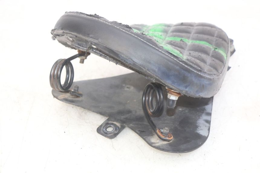 photo de FRONT SEAT DAELIM VL DAYSTAR 125 (2000 - 2011) - Product overview