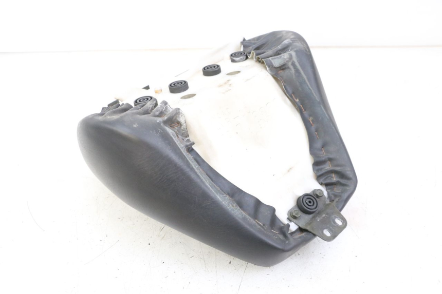 photo de FRONT SEAT YAMAHA XVS DRAG STAR DRAGSTAR 650 (1997 - 2007) - Zoom on usage condition