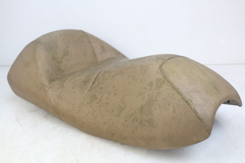 photo de FRONT SEAT YAMAHA YP MAJESTY 400 (2004 - 2008) - Focus on structure