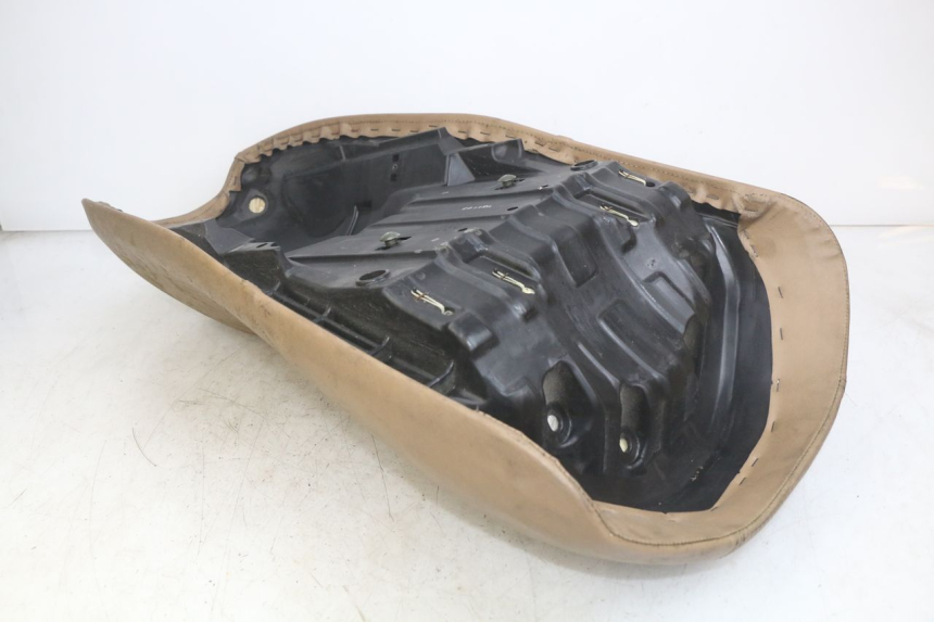 photo de FRONT SEAT YAMAHA YP MAJESTY 400 (2004 - 2008) - Checked used part