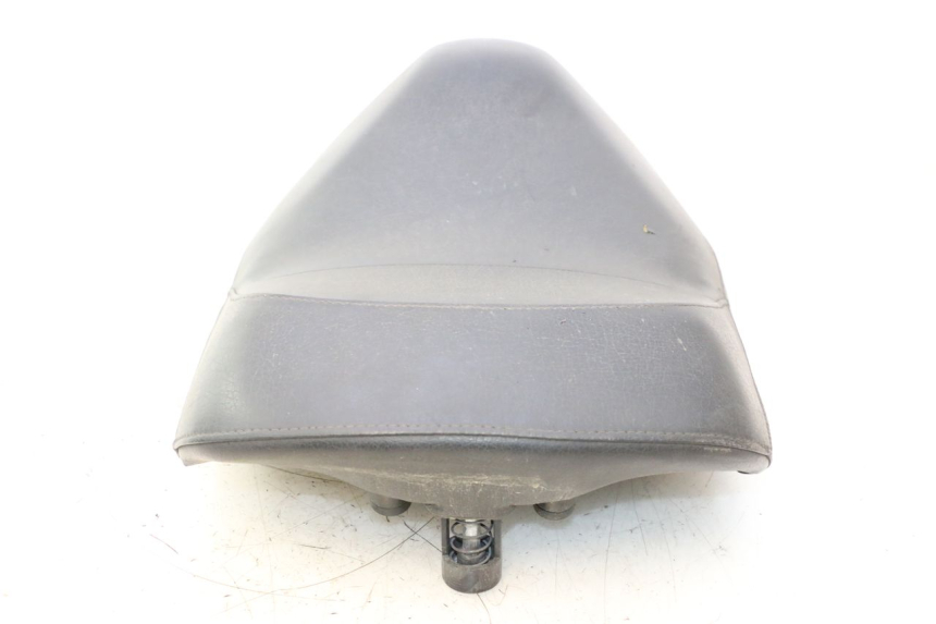 photo de FRONT SEAT YAMAHA YP MAJESTY 125 (1998 - 2001) - Distinctive features