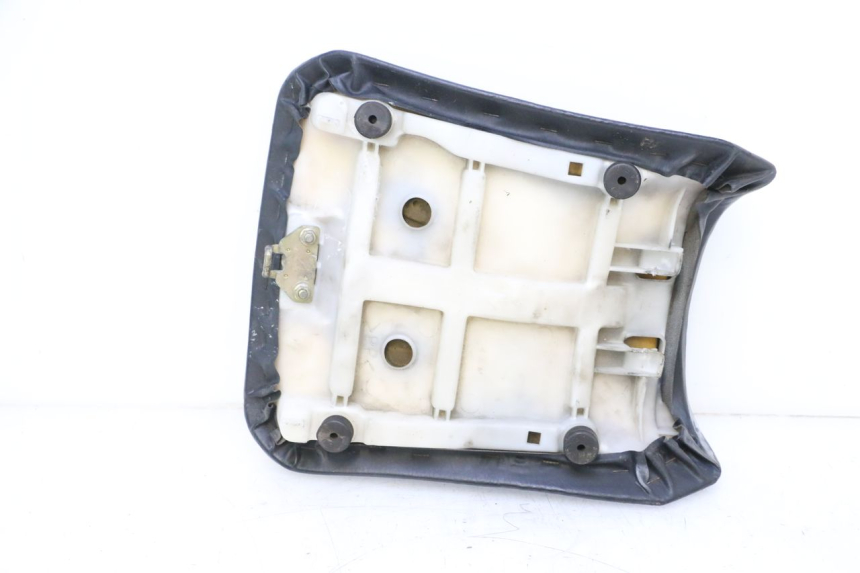 photo de FRONT SEAT YAMAHA YZF R GENESIS 750 (1993 - 1998) - Component detail