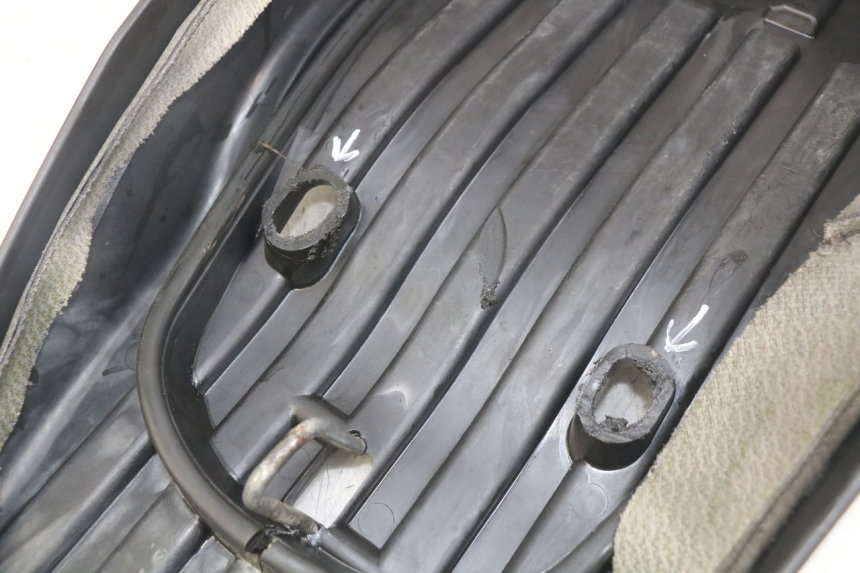 photo de SEAT MBK BOOSTER SPIRIT 50 (2004 - 2017) - Surface and material condition