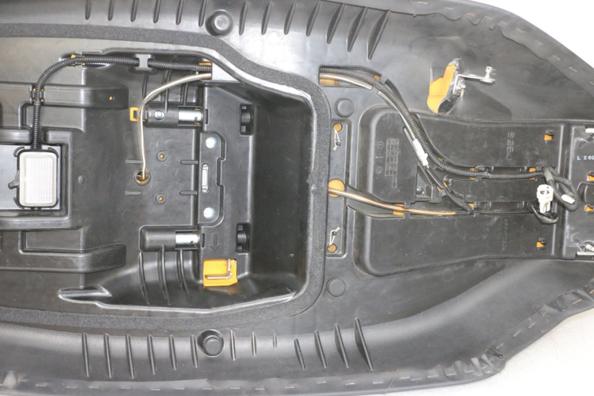 photo de SEAT SUZUKI BURGMAN 650 (2013 - 2020) - Distinctive features